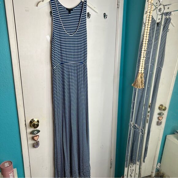J. Crew size S blue and white striped sleeveless maxi dress w elastic waistline - Picture 1 of 7